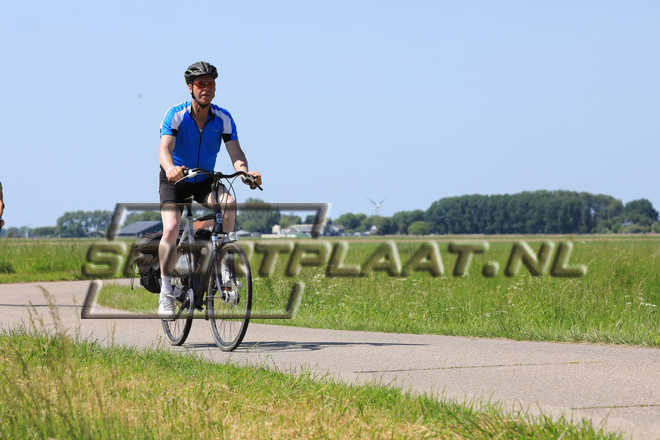 F24755.jpg